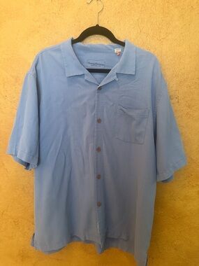 Tommy Bahamas Light  Blue Short Sleeve Camp Collar Shirt  Original Fit XL